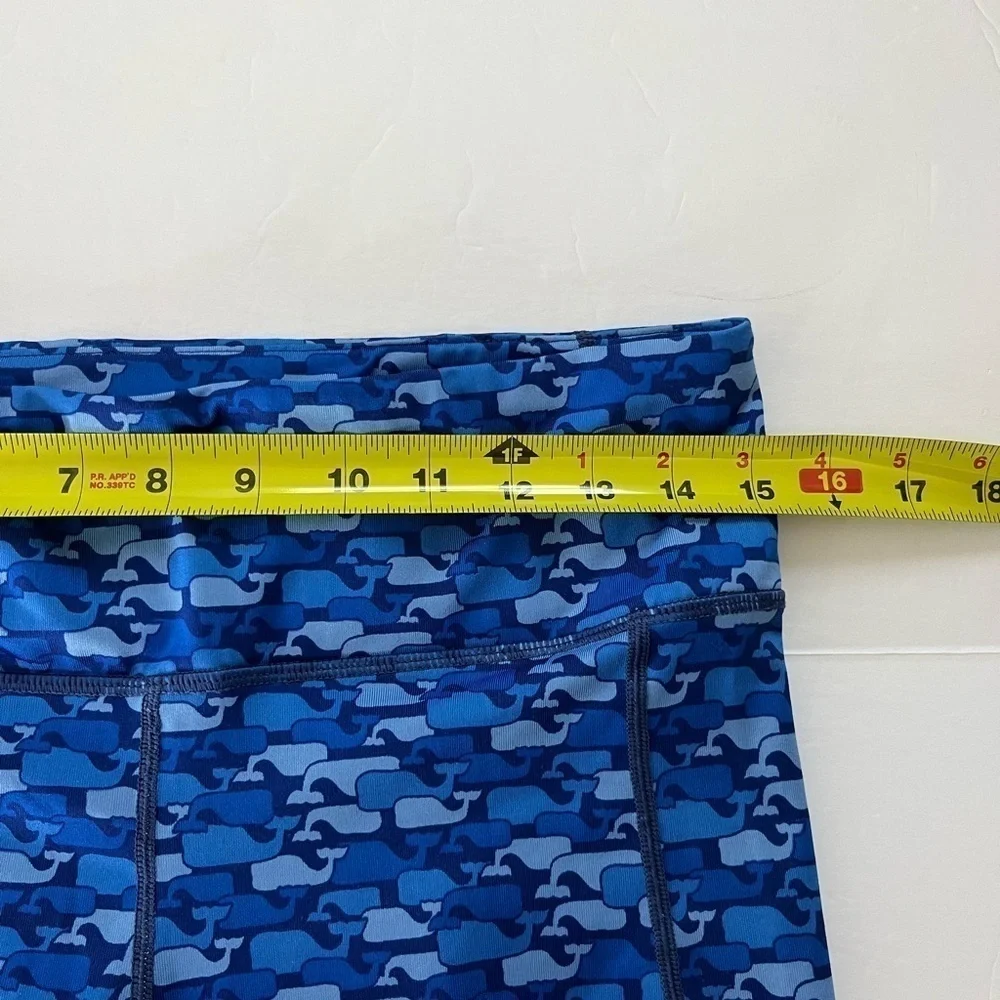 Vineyard Vines inside pants
